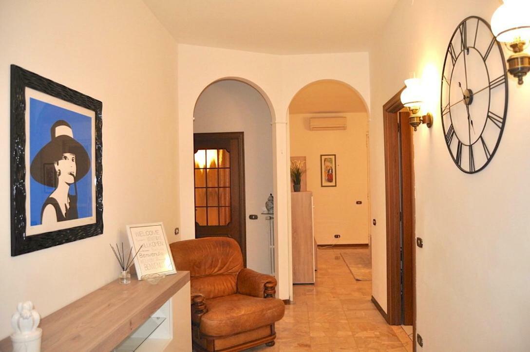 Appartamento La Casa di Sarita Pavia Esterno foto